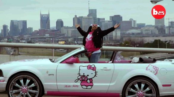 Ford Mustang Hello Kitty