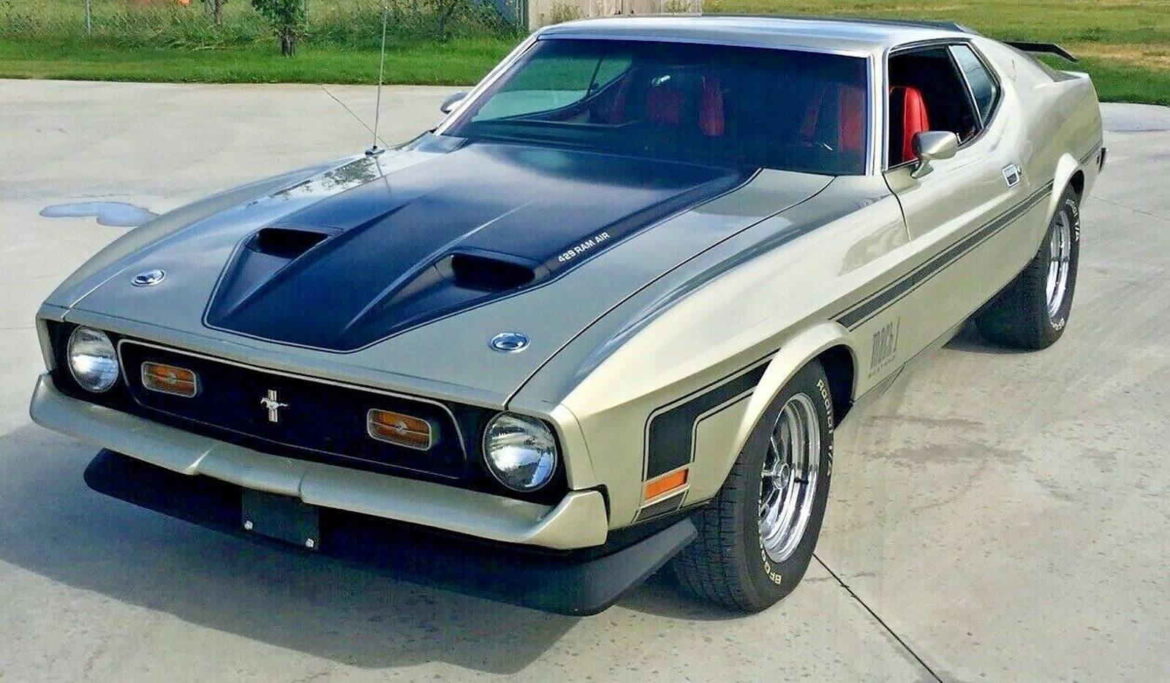 1971 Ford Mustang Mach 1