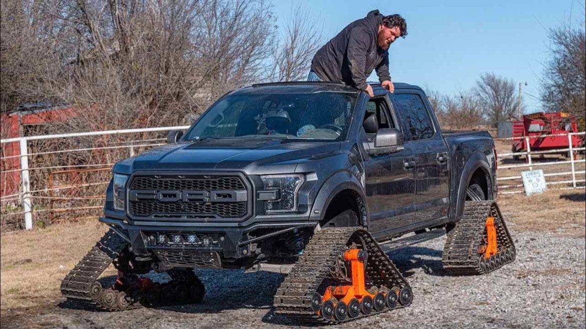 Ford F-150 Raptor - Westen Champlin