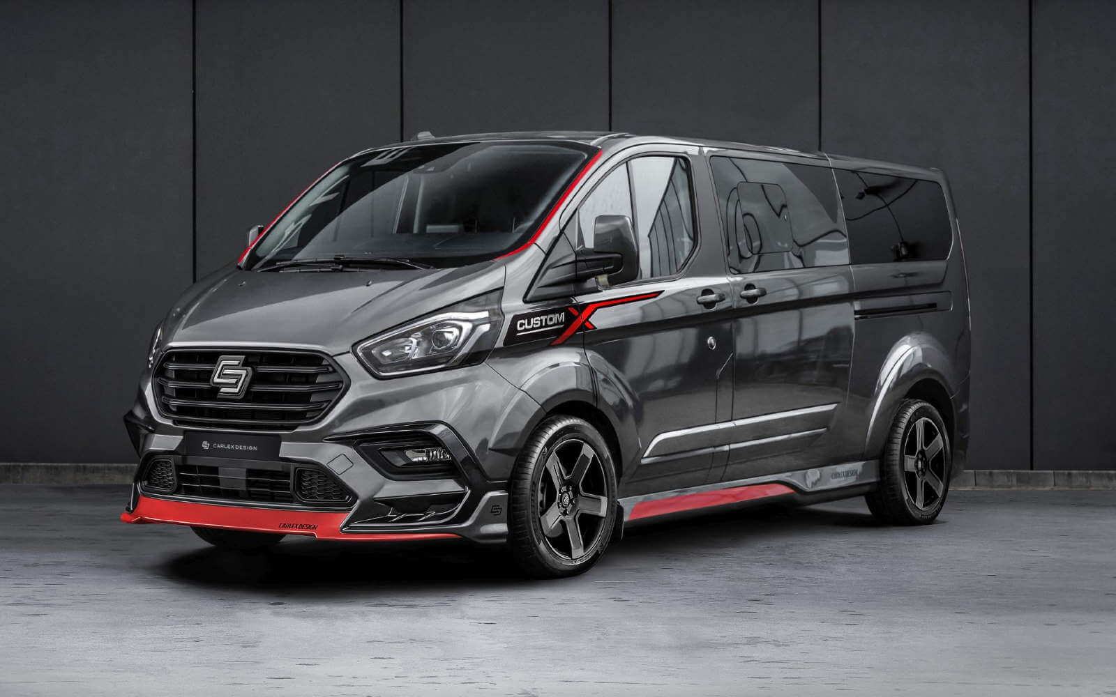 Quand le Préparateur Carlex Design Revisite le Ford Tourneo Custom