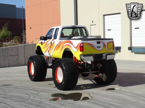 2008 Ford F-250 Super Duty Monster Truck