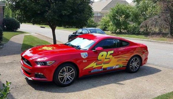 2015 Ford Mustang Flash McQueen