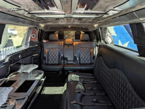 Ford Explorer Limousine 2016